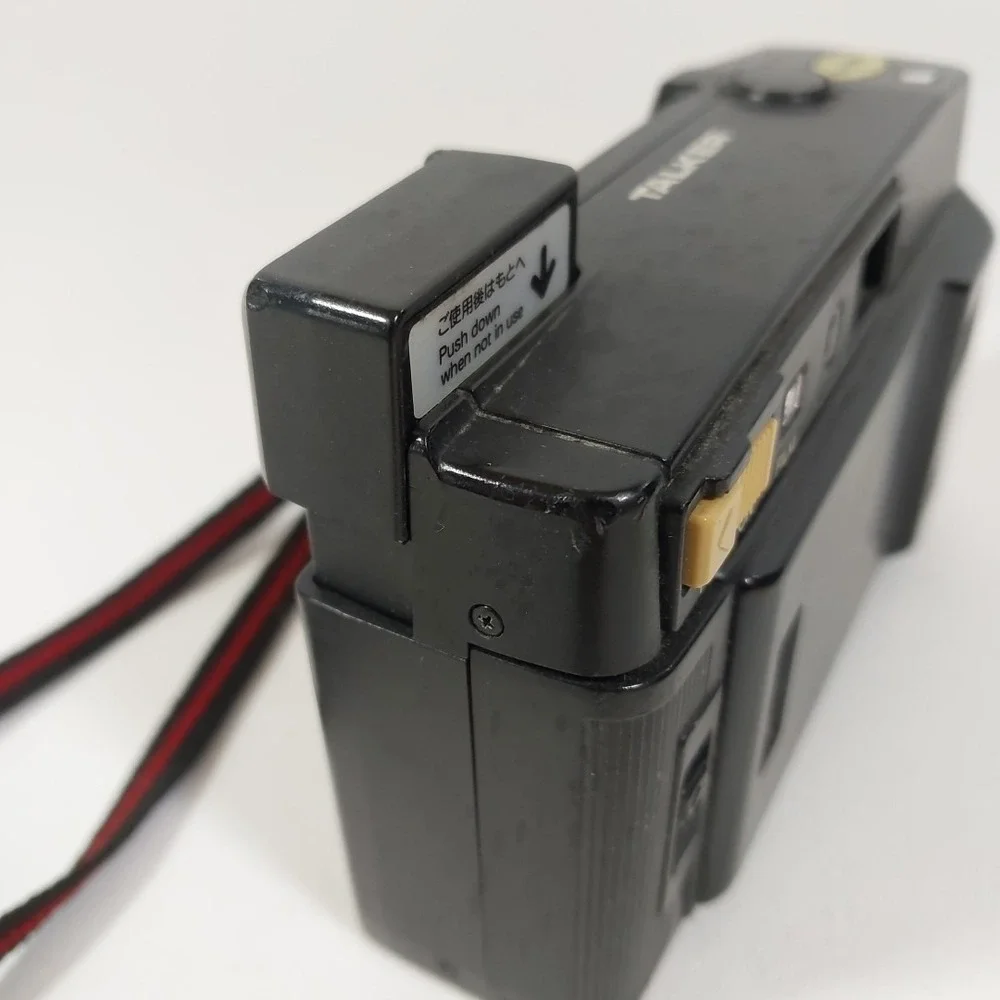 Minolta Talker Auto Focus Camera‎ 35mm f2.8 Lens
